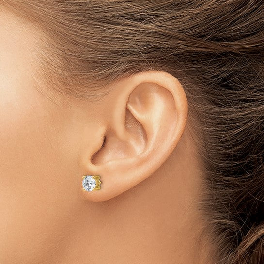 Earrings with diamonds