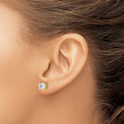 Earrings with diamonds
